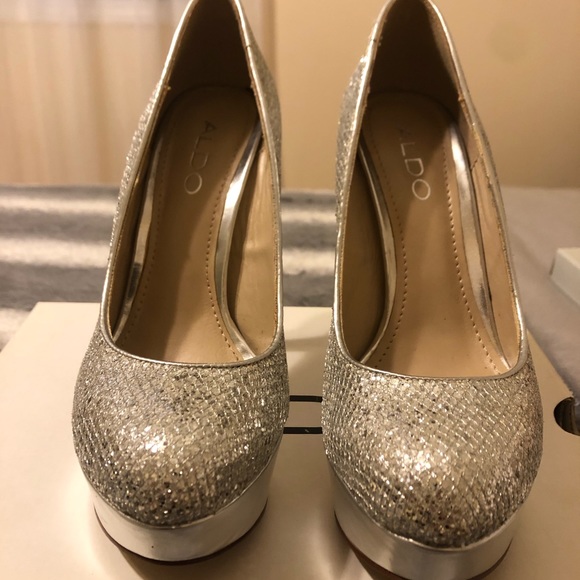 5 inches Silver Heels - Picture 3 of 3